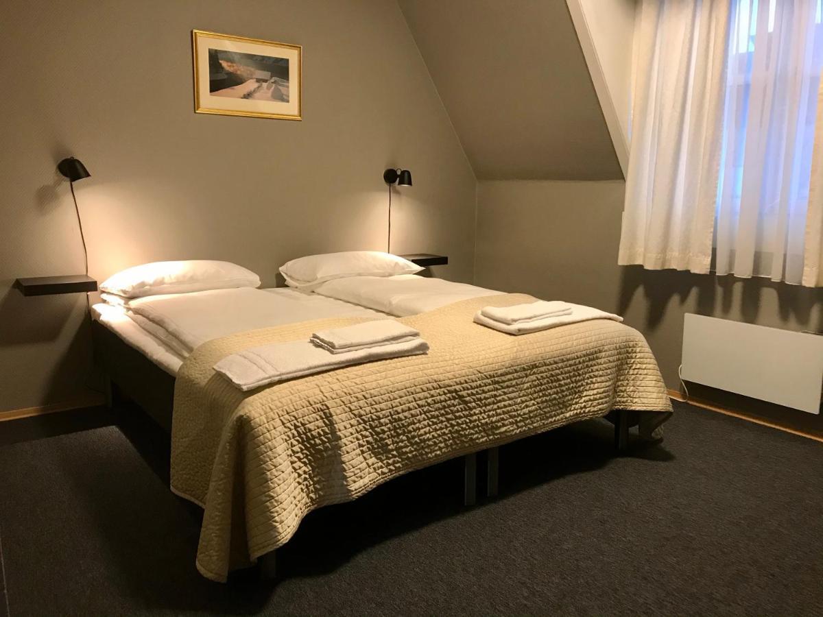 Henriks Hotell Шиен Экстерьер фото