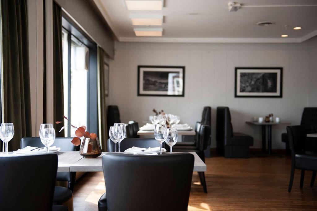 Henriks Hotell Шиен Экстерьер фото